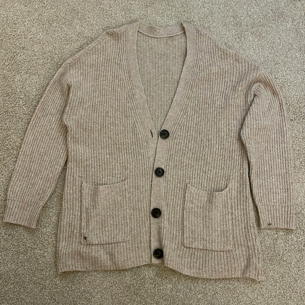 American Eagle Sweater